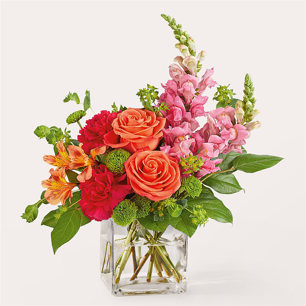 Cosmopolitan Bouquet – Distinctive Designs Floral Llc, Vilonia AR