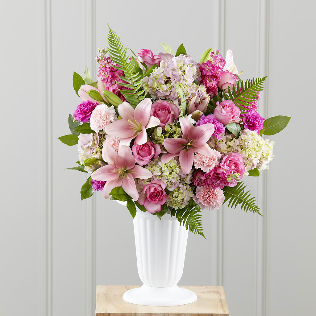 Never-Ending Love Arrangement – Distinctive Designs Floral Llc, Vilonia AR