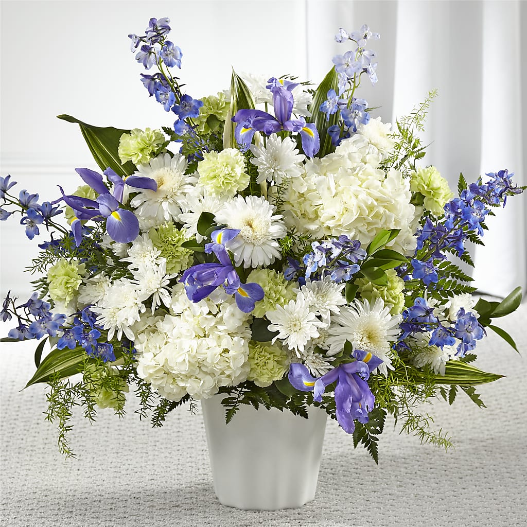 Soft Serenity Floor Basket – Distinctive Designs Floral Llc, Vilonia AR