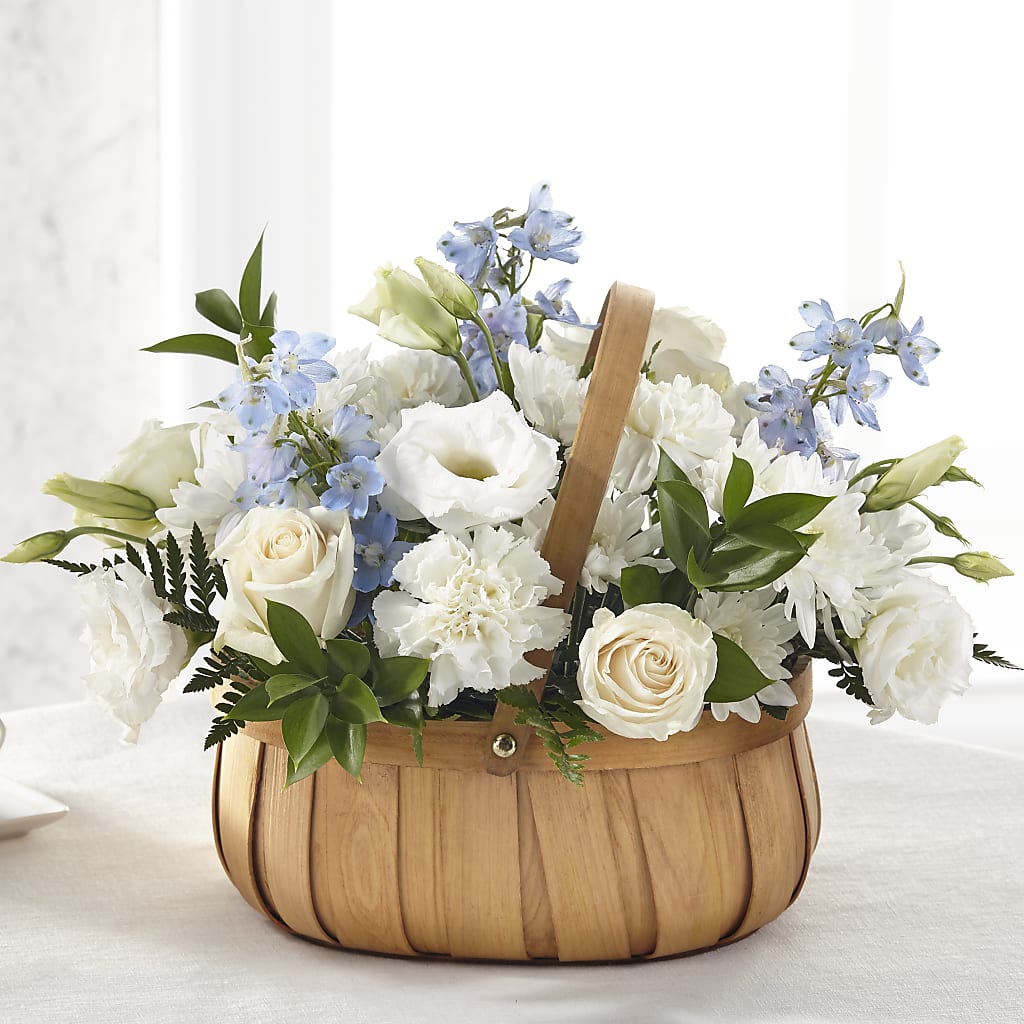 Sincerely Heartfelt Basket – Distinctive Designs Floral Llc, Vilonia AR