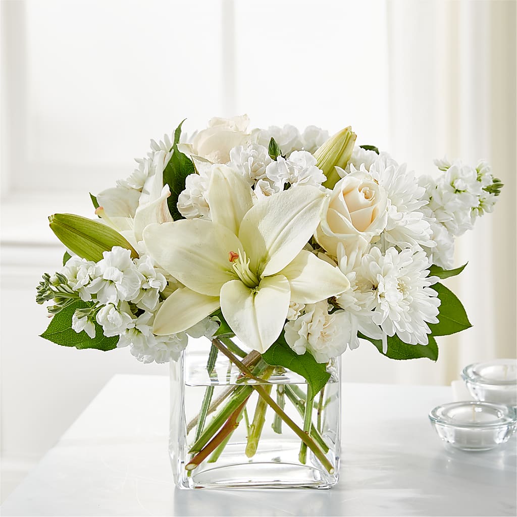 Gentle Breeze Bouquet – Distinctive Designs Floral Llc, Vilonia AR