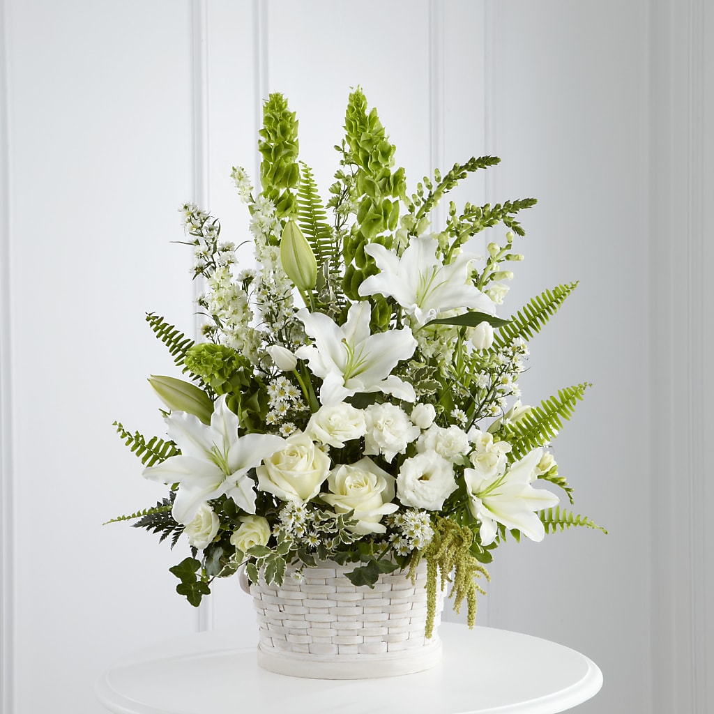 In Our Thoughts Arrangement – Distinctive Designs Floral Llc, Vilonia AR