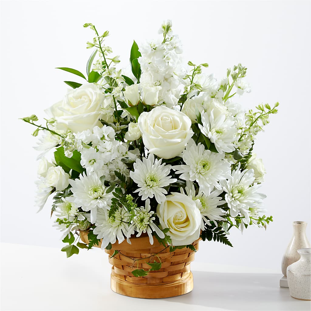 Heartfelt Condolences Arrangement – Distinctive Designs Floral Llc, Vilonia AR