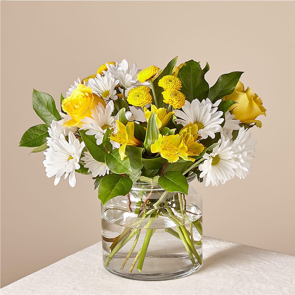 Sunny Sentiments Bouquet – Distinctive Designs Floral Llc, Vilonia AR