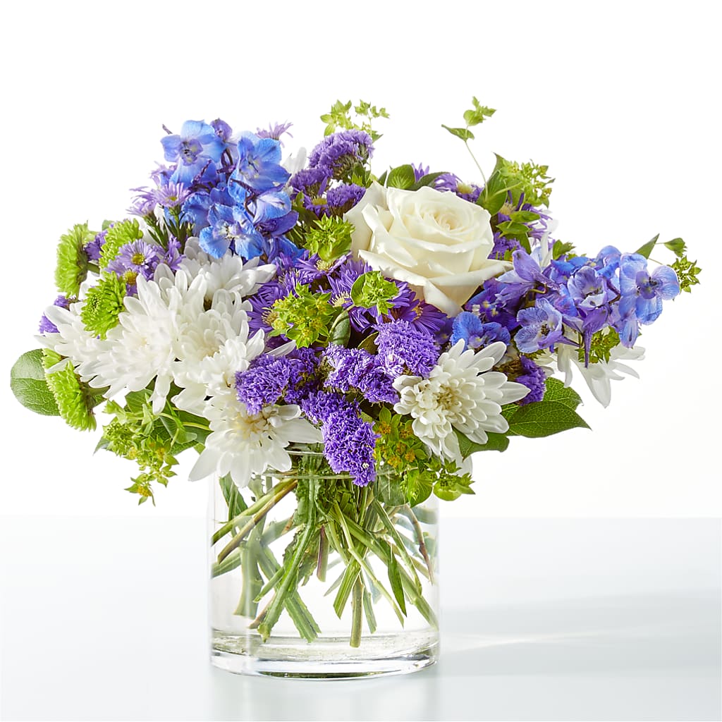 Genuine Gestures Bouquet – Distinctive Designs Floral Llc, Vilonia AR