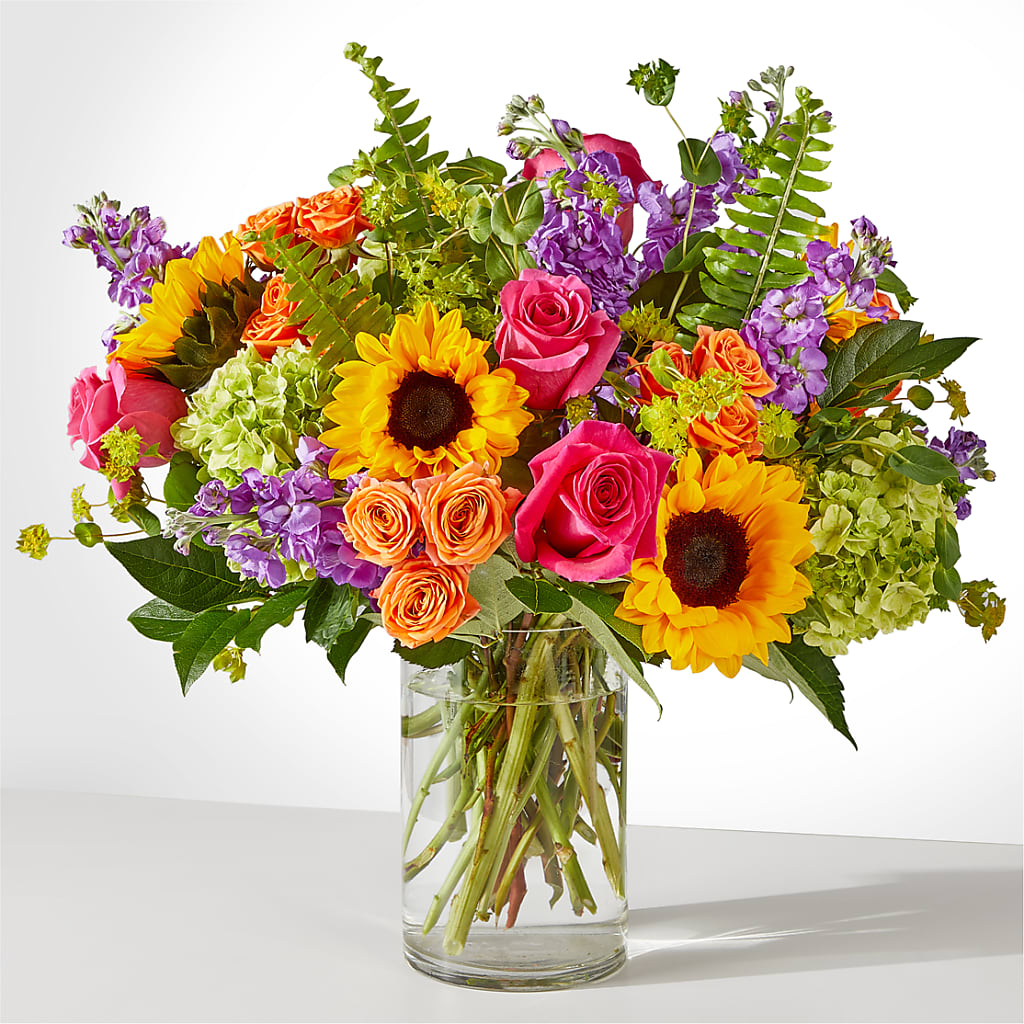 Vibrant Greetings Bouquet – Distinctive Designs Floral Llc, Vilonia AR