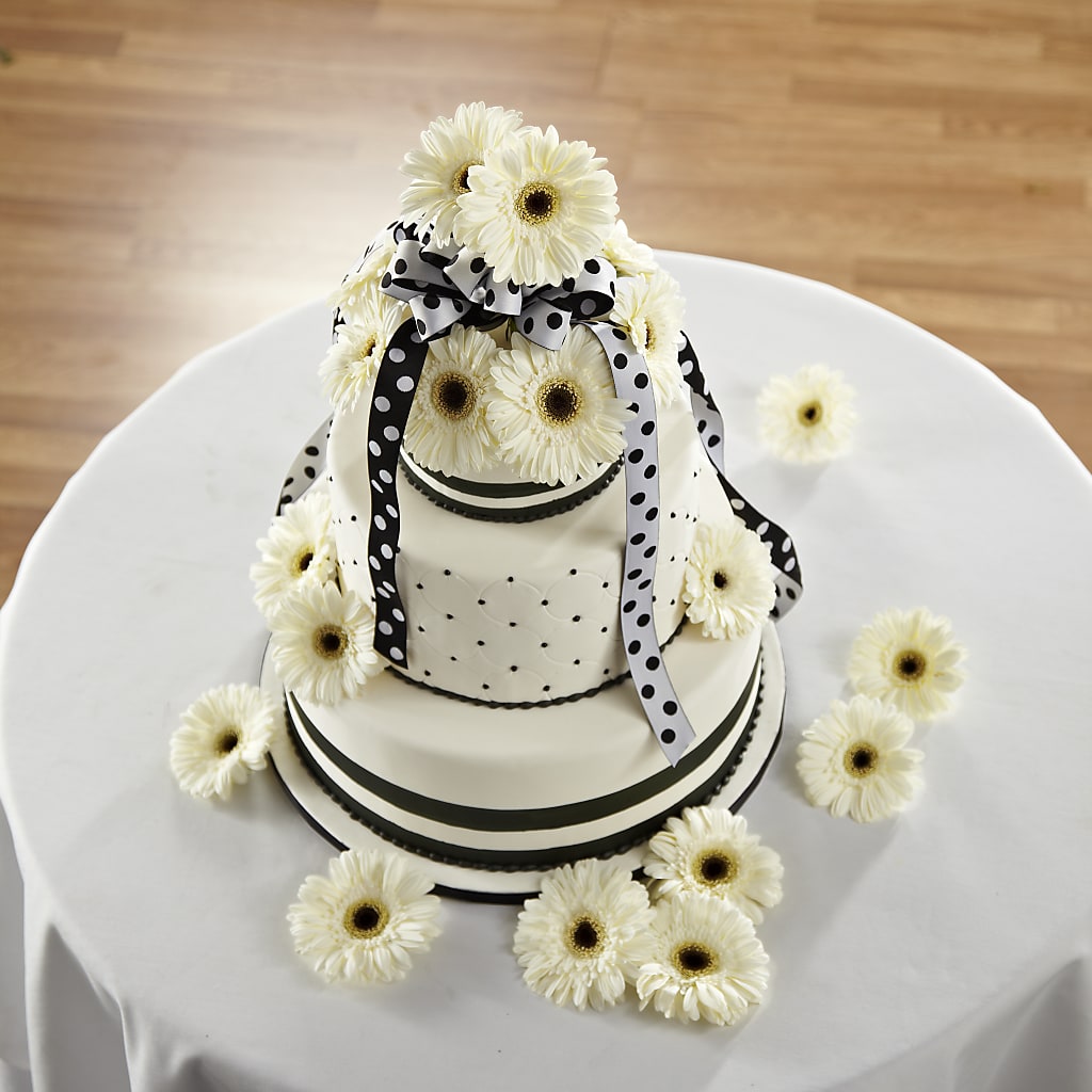 Simple Sophistication Cake Décor – Distinctive Designs Floral Llc, Vilonia AR