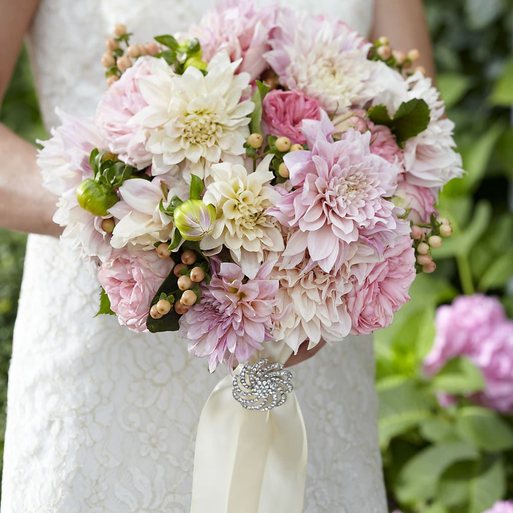 Heart's Promise Bouquet – Distinctive Designs Floral Llc, Vilonia AR
