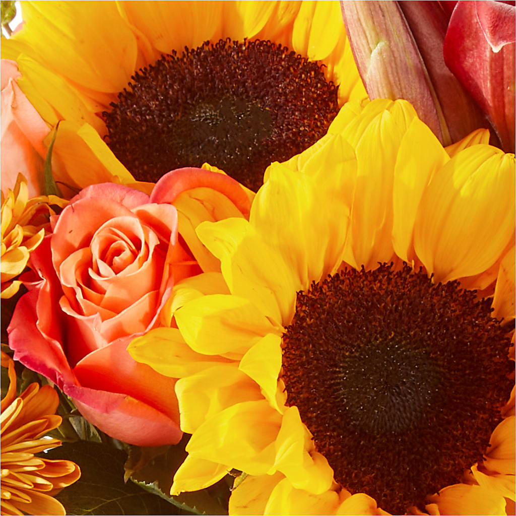 Acorn Lane Bouquet –  Distinctive Designs Floral Llc, Vilonia AR