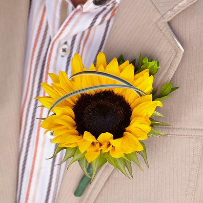 Free Spirit Boutonniere –  Distinctive Designs Floral Llc, Vilonia AR